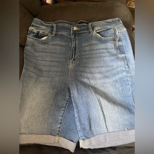 3XL Judy Blue Shorts
